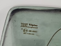 Szyba tylna KLAPY BAGAŻNIKA TYŁ Land rover Discovery I HB