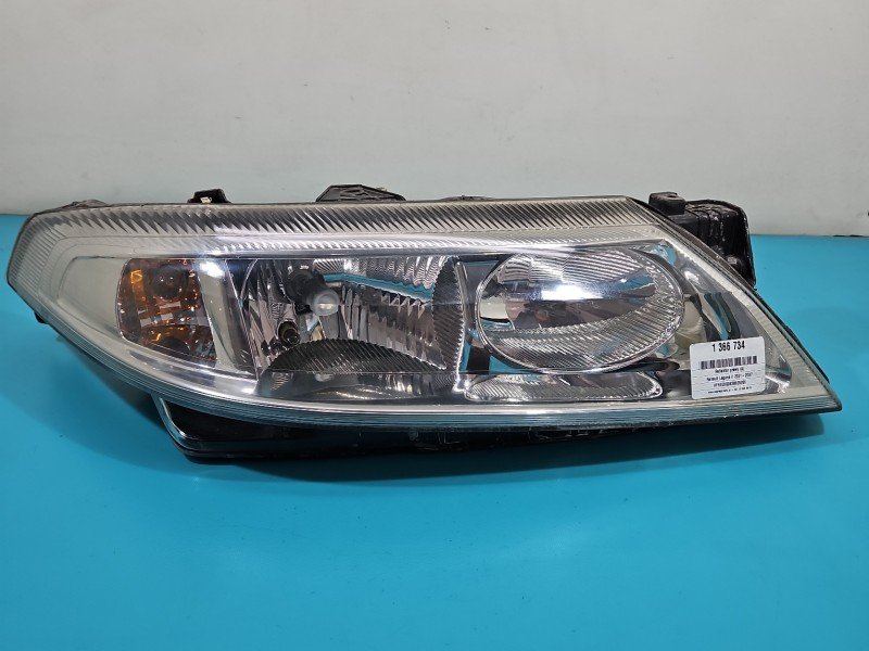 Reflektor prawy lampa przód Renault Laguna II EUROPA