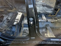 Próg prawy SŁUPEK ŚRODKOWY B Ford Focus Mk4 kombi 5d BJ