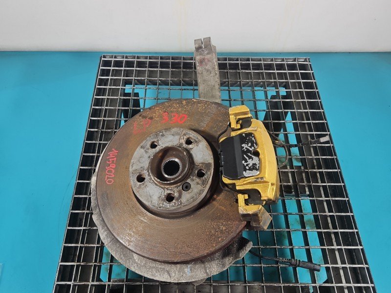 Zwrotnica lewa piasta przód 3.0 T N55 BMW X5 F15 Zwrotnica lewa piasta przód 3.0 T N55 BMW X5 F15