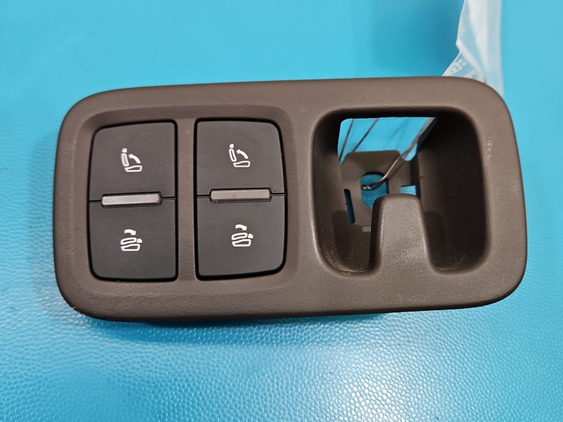 Przełącznik Składania foteli III rząd lewy tył AUDI Q7 II 4M 4M0959861B
