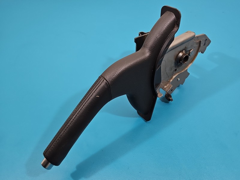 Dźwignia hamulca ręcznego Kia Ceed III 18-21 59710J7150, 59710-J7150