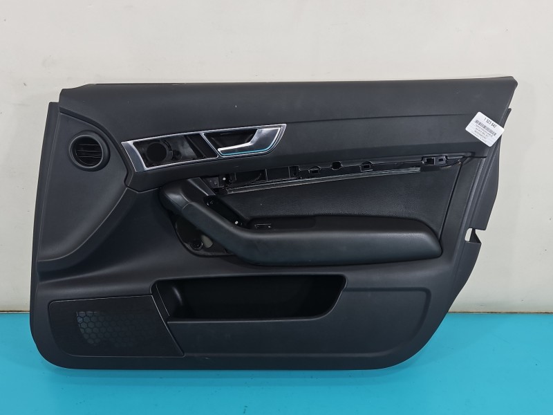 Tapicerka drzwi przód prawa boczek Audi A6 C6 4F2867106A