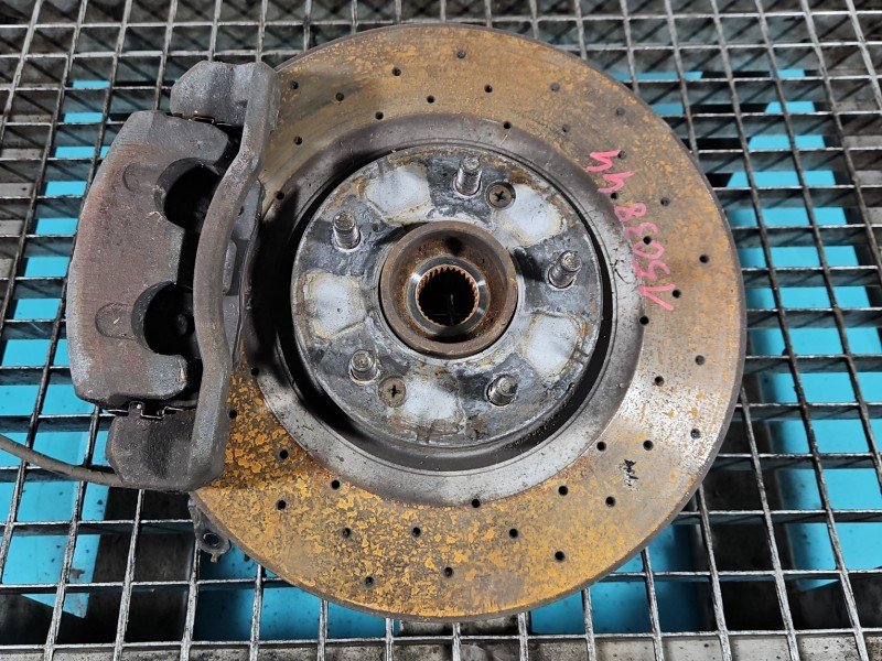 Zwrotnica lewa piasta przód 2.0 crdi Kia Sorento Zwrotnica lewa piasta przód 2.0 crdi Kia Sorento