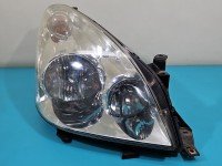 Reflektor prawy lampa przód Toyota Corolla Verso II EUROPA