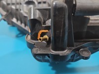 Kolektor ssący Toyota Auris II 1.8 hybryda