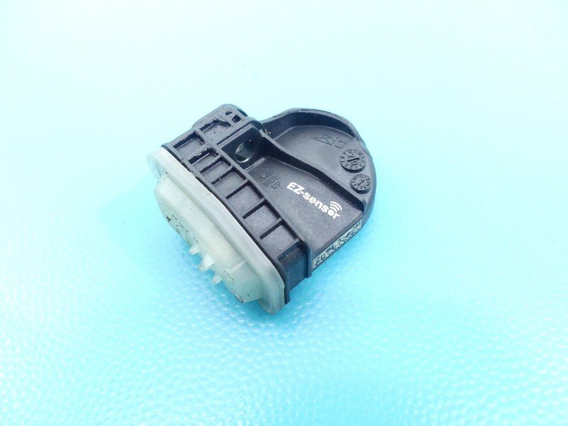 Czujnik ciśnienia opon Tesla Model S TPMS