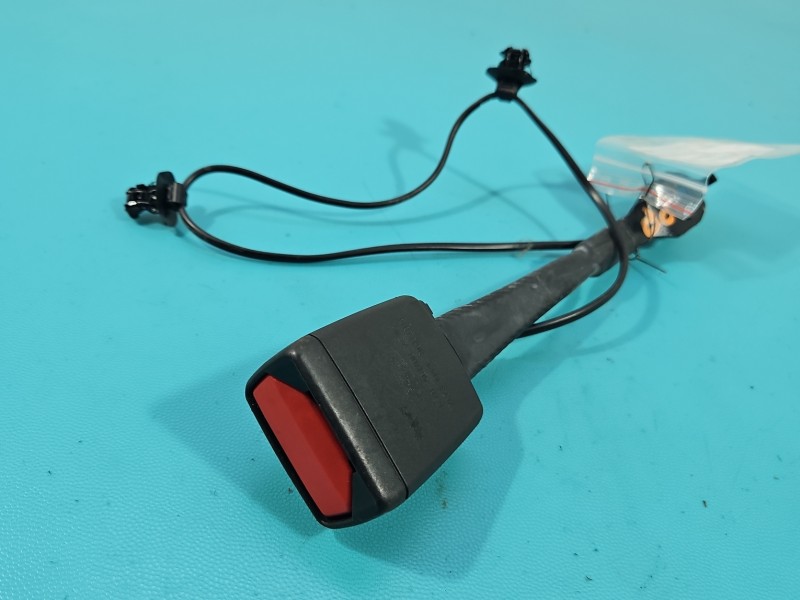 Pas bezpieczeństwa przód prawy pasażera Ford Focus Mk4