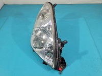 Reflektor prawy lampa przód Toyota Corolla Verso II EUROPA