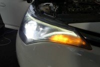 Reflektor prawy lampa przód Toyota Avensis III T27 EUROPA