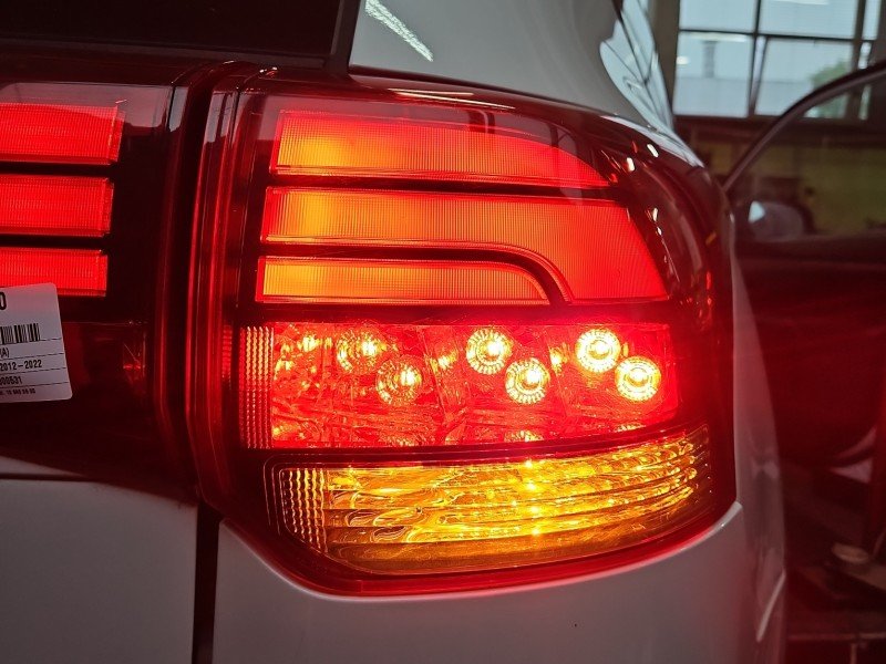 Lampa tył prawa Mitsubishi Outlander III 12- HB