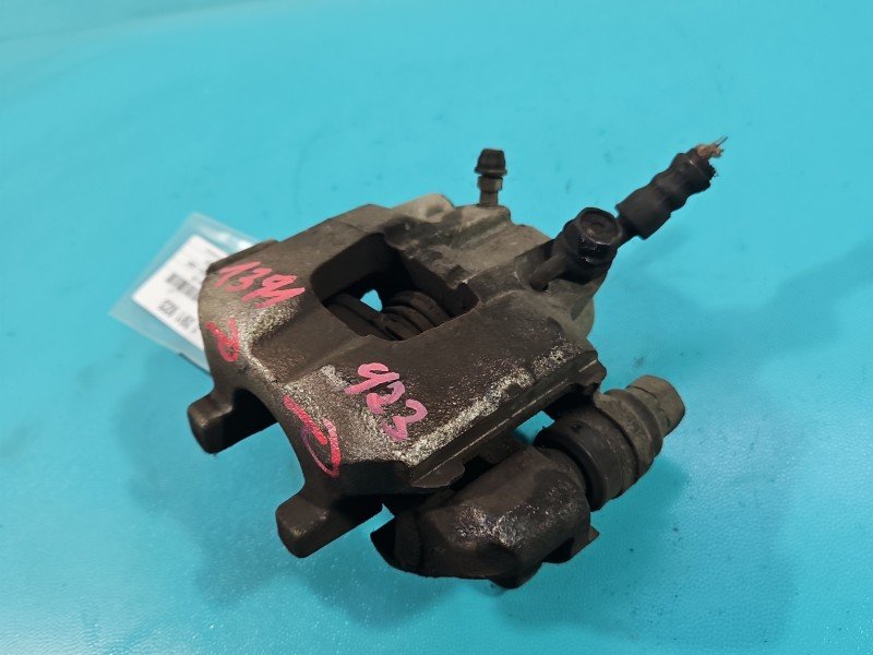 Zacisk tył prawy Toyota Prius II XW20 03- 1.5 wiel HB